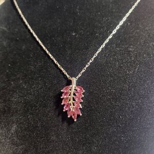 Natural Rhodolite Garnet leaf Sterling Silver Pendant Necklace